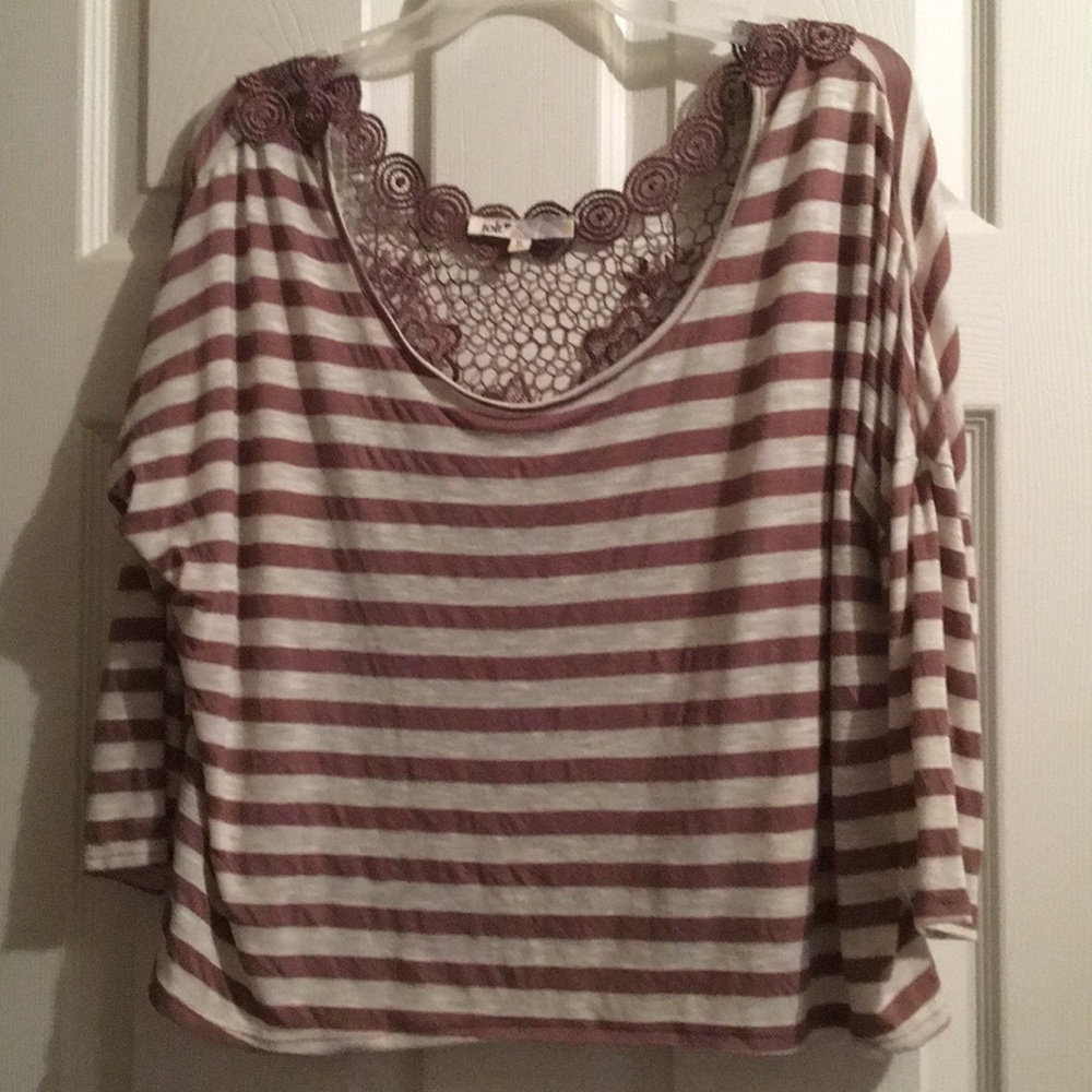 Jolt  cropped shirt